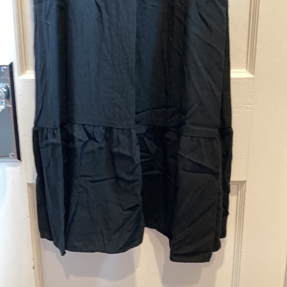 Old navy black dress - Picture 3 of 5